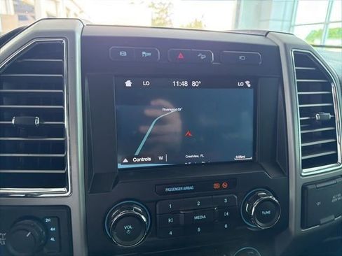 Used 2017 Ford F250 Lariat w/ Lariat Ultimate Package AWD/4WD image 5