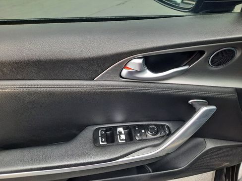 Used 2018 Kia Stinger GT RWD image 9