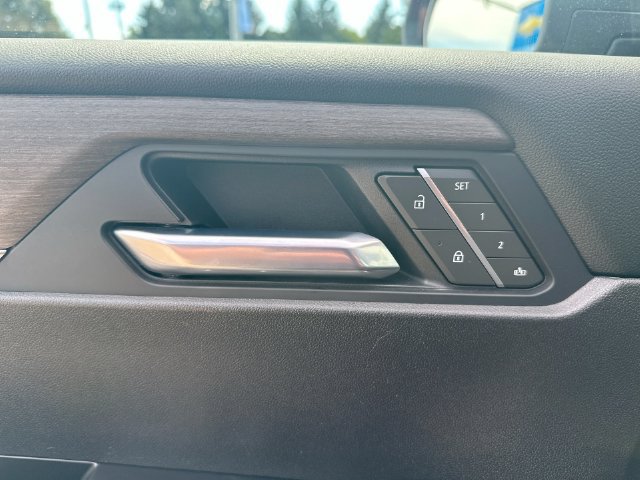 Used 2025 GMC Acadia Denali w/ LPO, Floor Liner Package FWD image 47