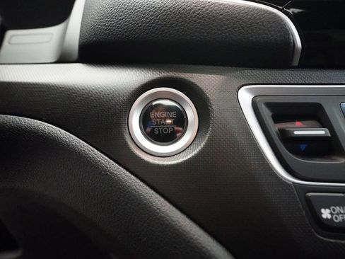 Certified 2025 Honda Ridgeline TrailSport image 30