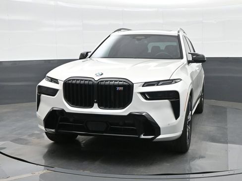 Used 2023 BMW X7 M60i w/ Executive Package AWD/4WD image 12