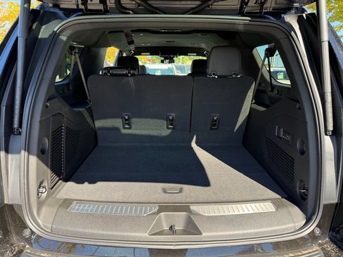 New 2026 Chevrolet Suburban Premier image 29