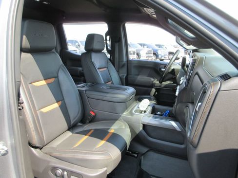 Certified 2021 GMC Sierra 1500 AT4 AWD/4WD image 24