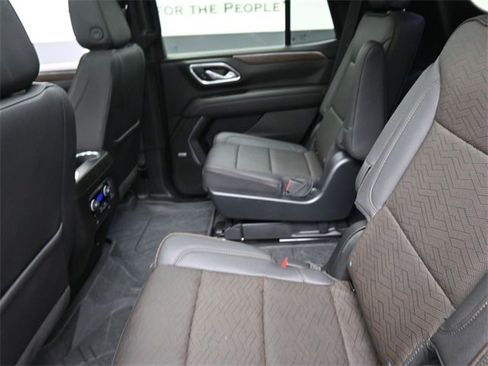 Used 2023 Chevrolet Tahoe High Country image 23