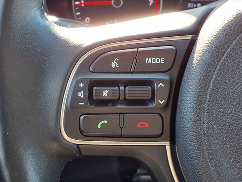 Used 2017 Kia Optima EX image 16