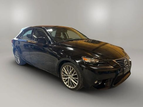 Used 2016 Lexus IS 300 AWD image 14