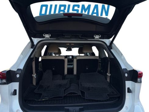 Used 2021 Toyota Highlander Limited image 14