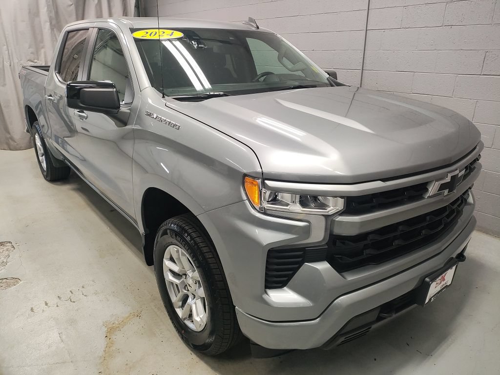 Used 2024 Chevrolet Silverado 1500 RST w/ Protection Package AWD/4WD image 5