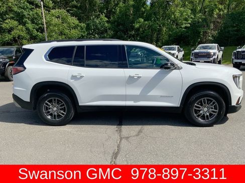Certified 2025 GMC Acadia Elevation AWD/4WD image 39