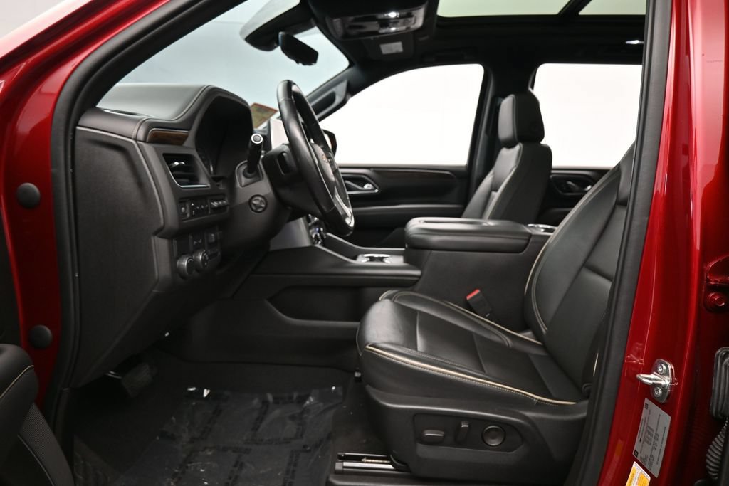 Used 2021 Chevrolet Tahoe Premier w/ Premium Package RWD image 11