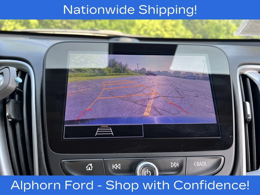 Used 2024 Chevrolet Malibu LT FWD image 19