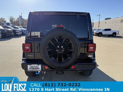 Used 2023 Jeep Wrangler Sahara w/ Cold Weather Group image 6