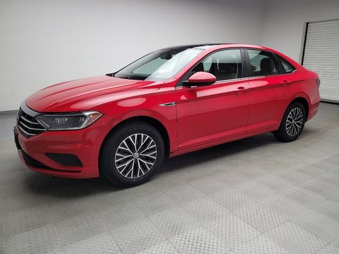 Used 2019 Volkswagen Jetta SEL FWD image 2