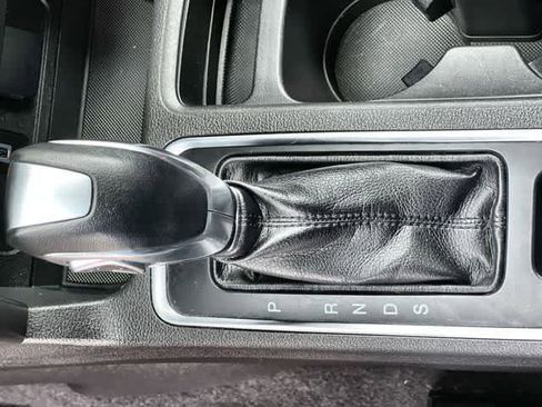 Used 2019 Ford Escape SEL FWD image 16