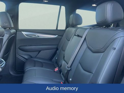 Certified 2023 Cadillac XT6 Luxury image 16