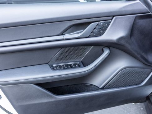 Certified 2023 Porsche Taycan image 19