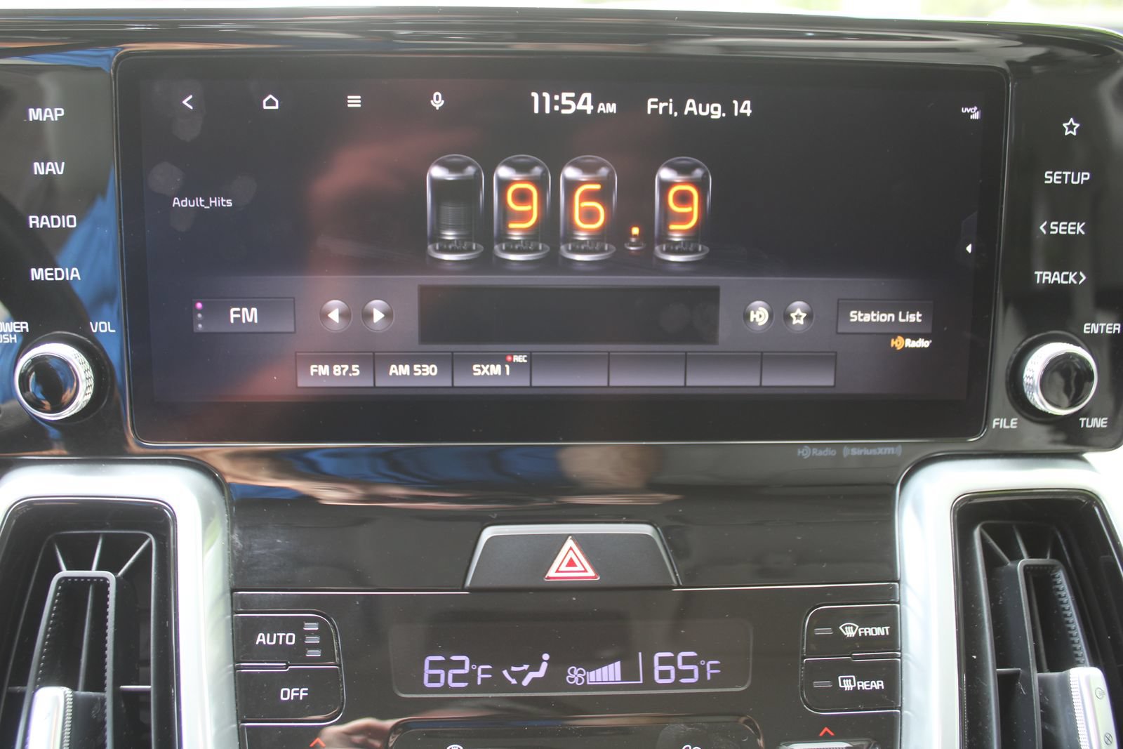 Certified 2022 Kia Sorento SX FWD image 48