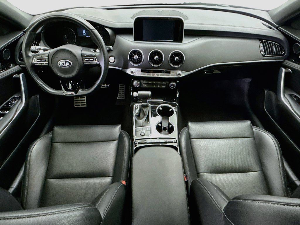 Used 2020 Kia Stinger GT-Line RWD image 13