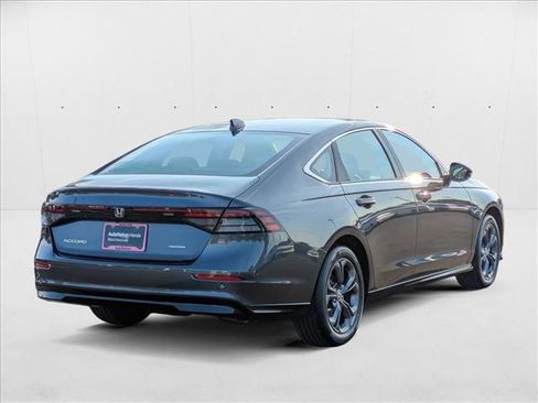New 2025 Honda Accord EX-L image 2