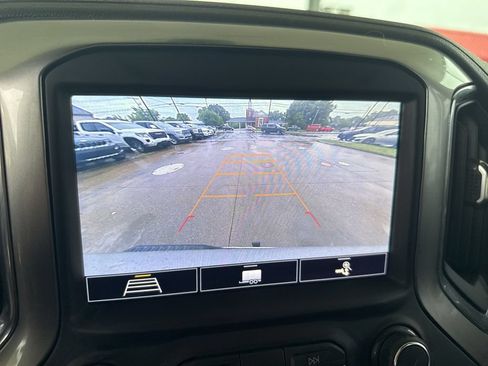Used 2020 Chevrolet Silverado 1500 LTZ AWD/4WD image 7