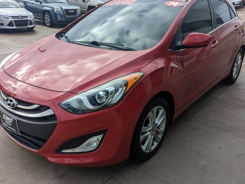 Used 2014 Hyundai Elantra GT image 7