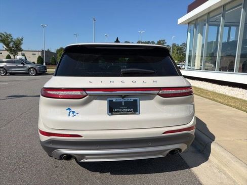 Used 2023 Lincoln Corsair FWD w/ Equipment Group 101A image 4