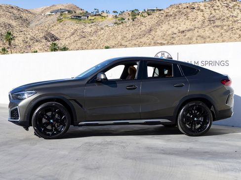 Used 2022 BMW X6 xDrive40i w/ Premium Package AWD/4WD image 3