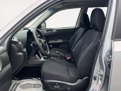 Used 2013 Subaru Forester 2.5X Premium w/ Plus Pkg AWD/4WD image 12