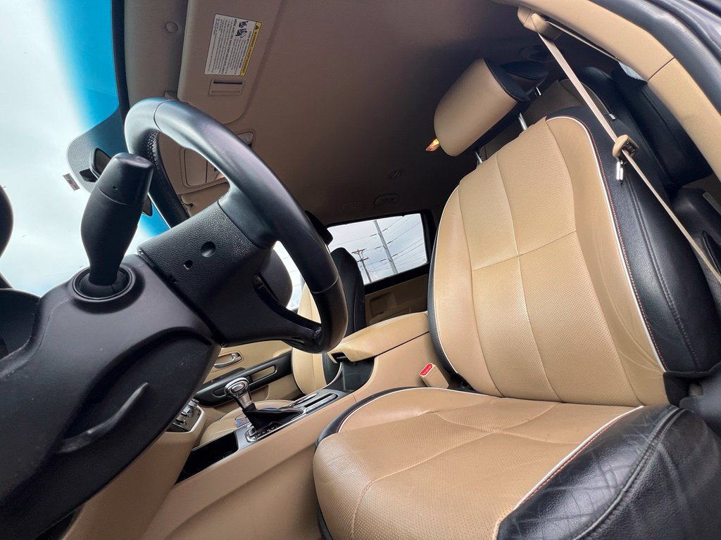 Used 2019 Kia Sedona EX FWD image 12
