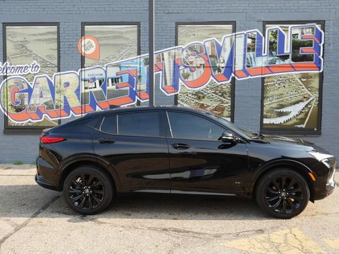 Used 2025 Buick Envista Sport Touring w/ Experience Buick Package FWD image 32