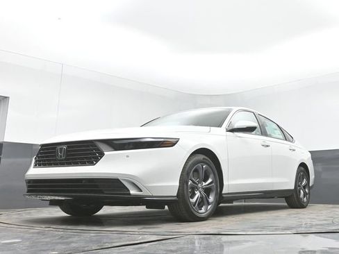 New 2026 Honda Accord EX-L image 43