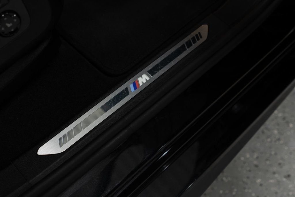Used 2026 BMW X6 xDrive40i AWD/4WD image 12