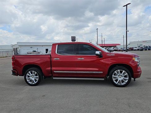 Used 2023 Chevrolet Silverado 1500 High Country w/ Technology Package RWD image 6