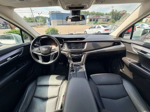 Used 2019 Cadillac XT5 Luxury AWD/4WD image 19