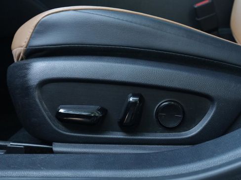 Used 2022 Lexus ES 350 w/ Premium Package image 36