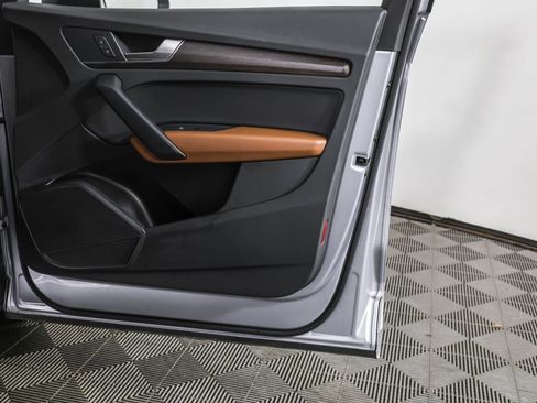 Used 2022 Audi Q5 2.0T Premium w/ Convenience Package image 49