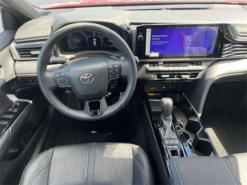 Used 2025 Toyota Camry XSE image 17