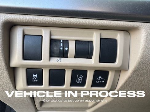 Used 2019 Subaru Outback 2.5i Premium image 18