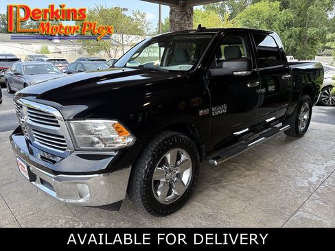 Used 2018 RAM 1500 Big Horn AWD/4WD image 1