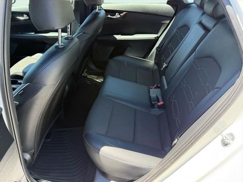 Used 2023 Kia Forte GT-Line FWD image 18