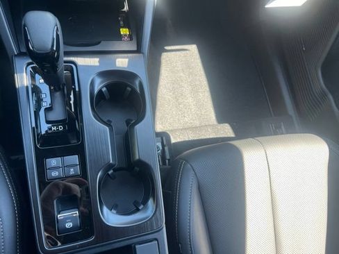 New 2026 Subaru Outback Limited AWD/4WD image 16