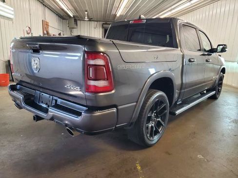 Used 2022 RAM 1500 Laramie AWD/4WD image 3