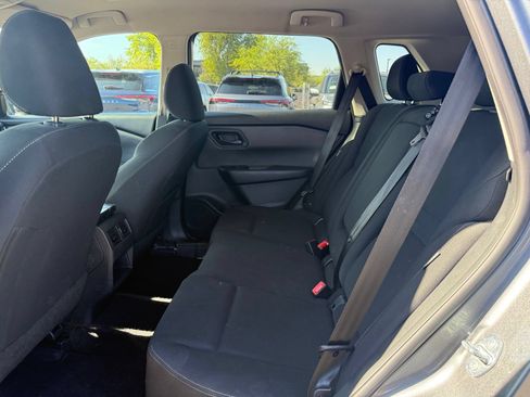 Certified 2024 Nissan Rogue S FWD image 10