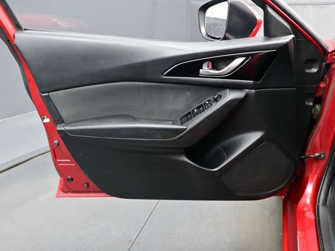 Used 2014 MAZDA MAZDA3 i Touring w/ Moonroof Package 1 image 9