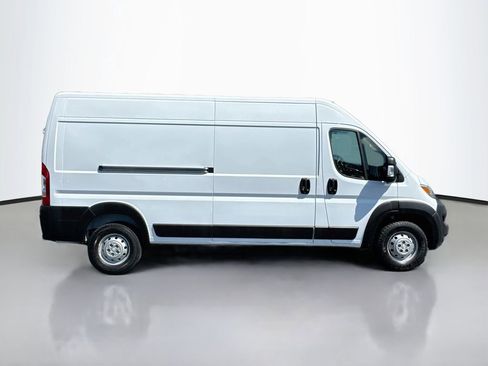 Used 2023 RAM ProMaster 3500 FWD image 4