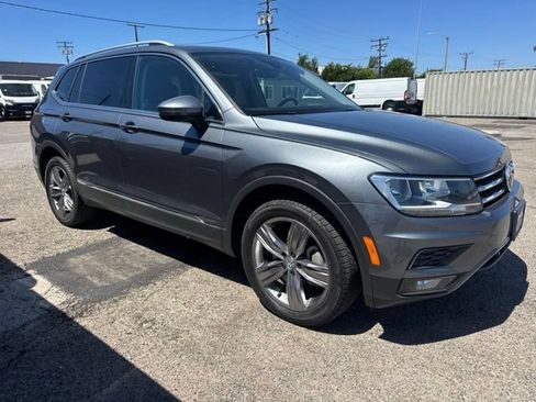 Used 2021 Volkswagen Tiguan SEL AWD/4WD image 4
