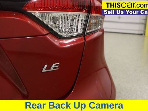 Used 2021 Toyota Corolla LE FWD image 13