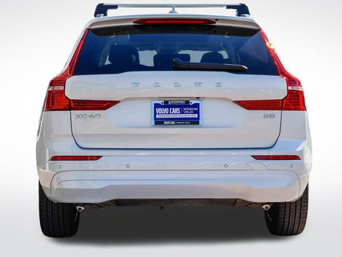 Used 2023 Volvo XC60 B5 Core w/ Climate Package image 7