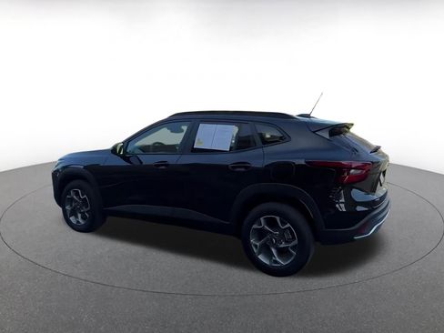 Used 2025 Chevrolet Trax LT image 10