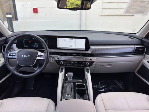 Used 2023 Kia Telluride EX AWD/4WD image 12